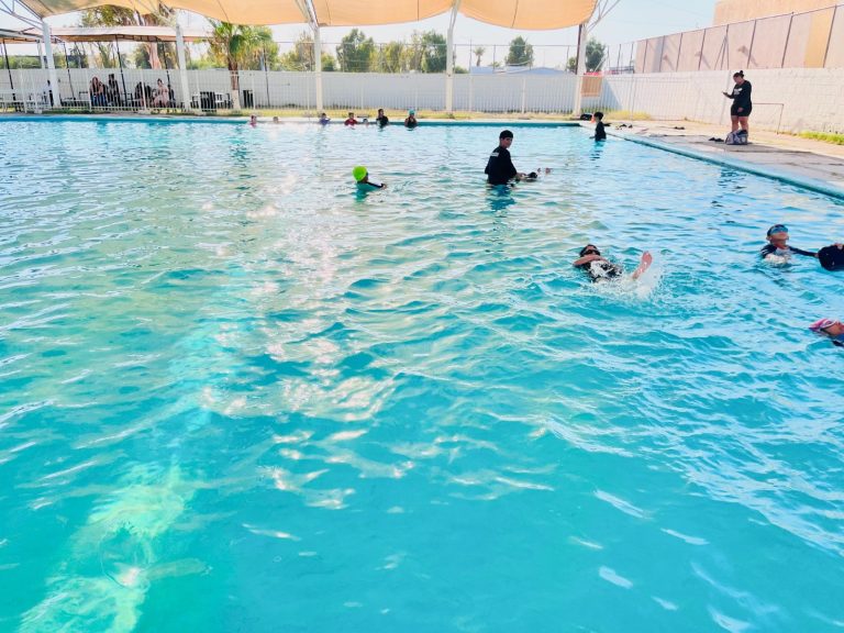 Aprendizaje, diversión y activación física llegan con el tercer curso de Natación y Aquazumba
