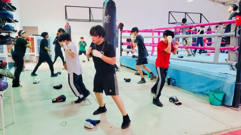 Fomenta Deporte Municipal la activación física con Campamento de Verano de Box